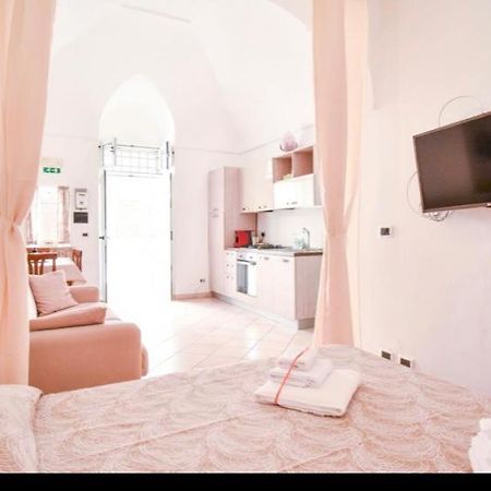 La Casa Delle Muse Appartement Ostuni Buitenkant foto