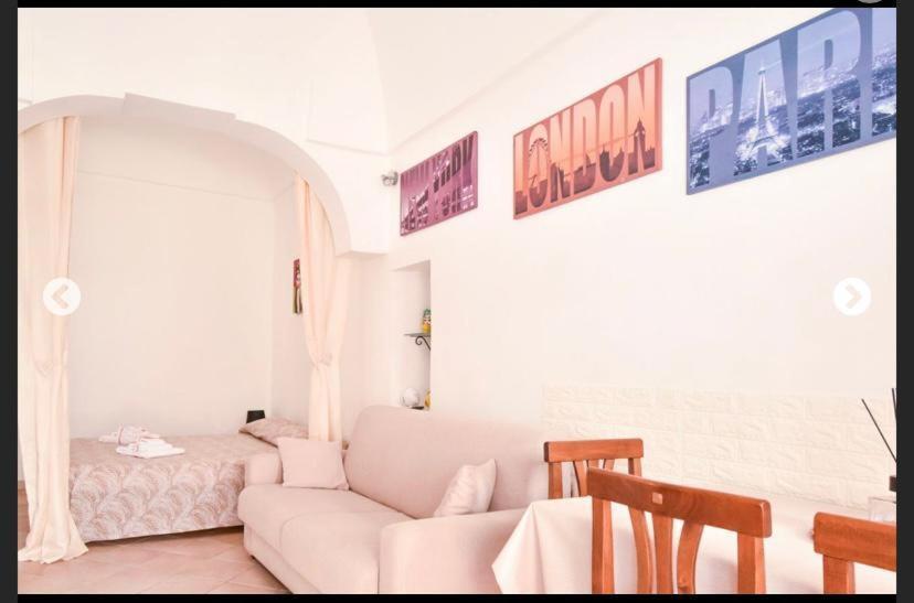 La Casa Delle Muse Appartement Ostuni Buitenkant foto