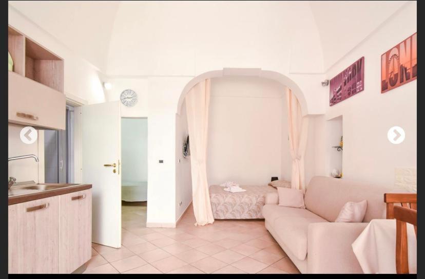 La Casa Delle Muse Appartement Ostuni Buitenkant foto